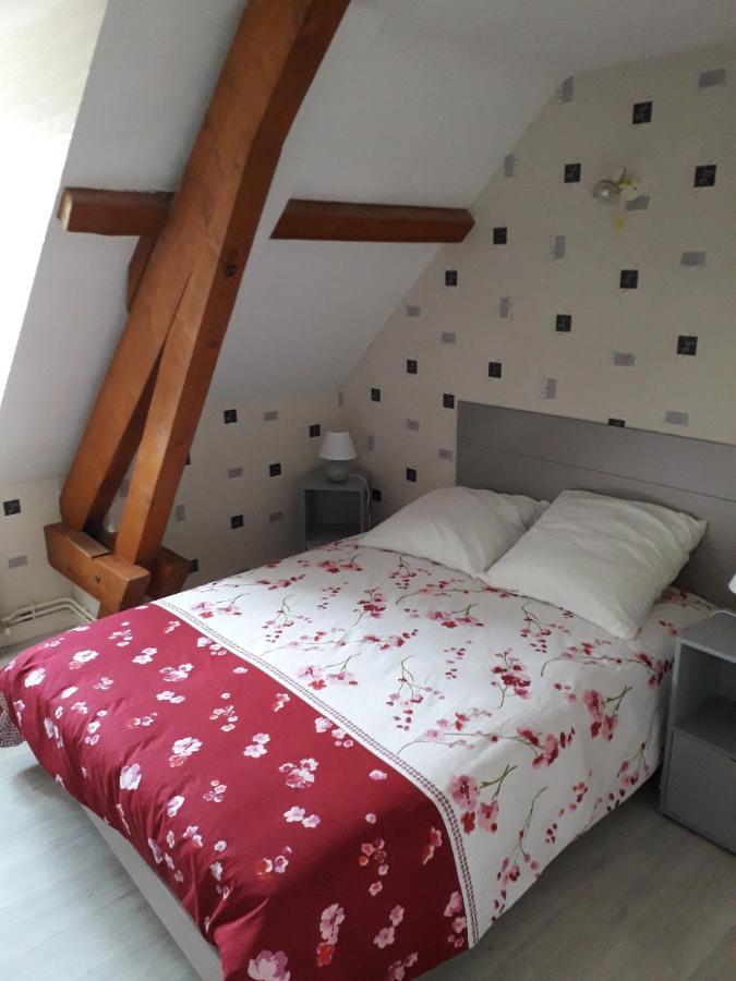 Chez Claude & Chantal Saint-Yorre Екстер'єр фото